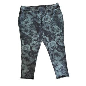 Denim & Co Active Floral Stripe Cropped Leggings Blue Plus 2XP A556137